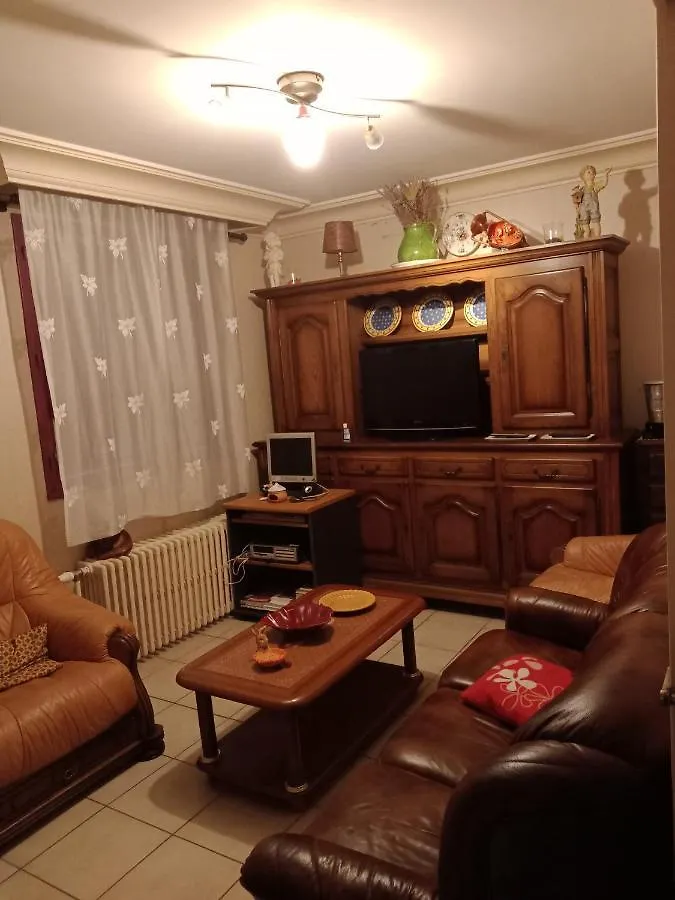 Maison Entiere Avec Parking, Garage Et Jardin Montlucon Holiday home